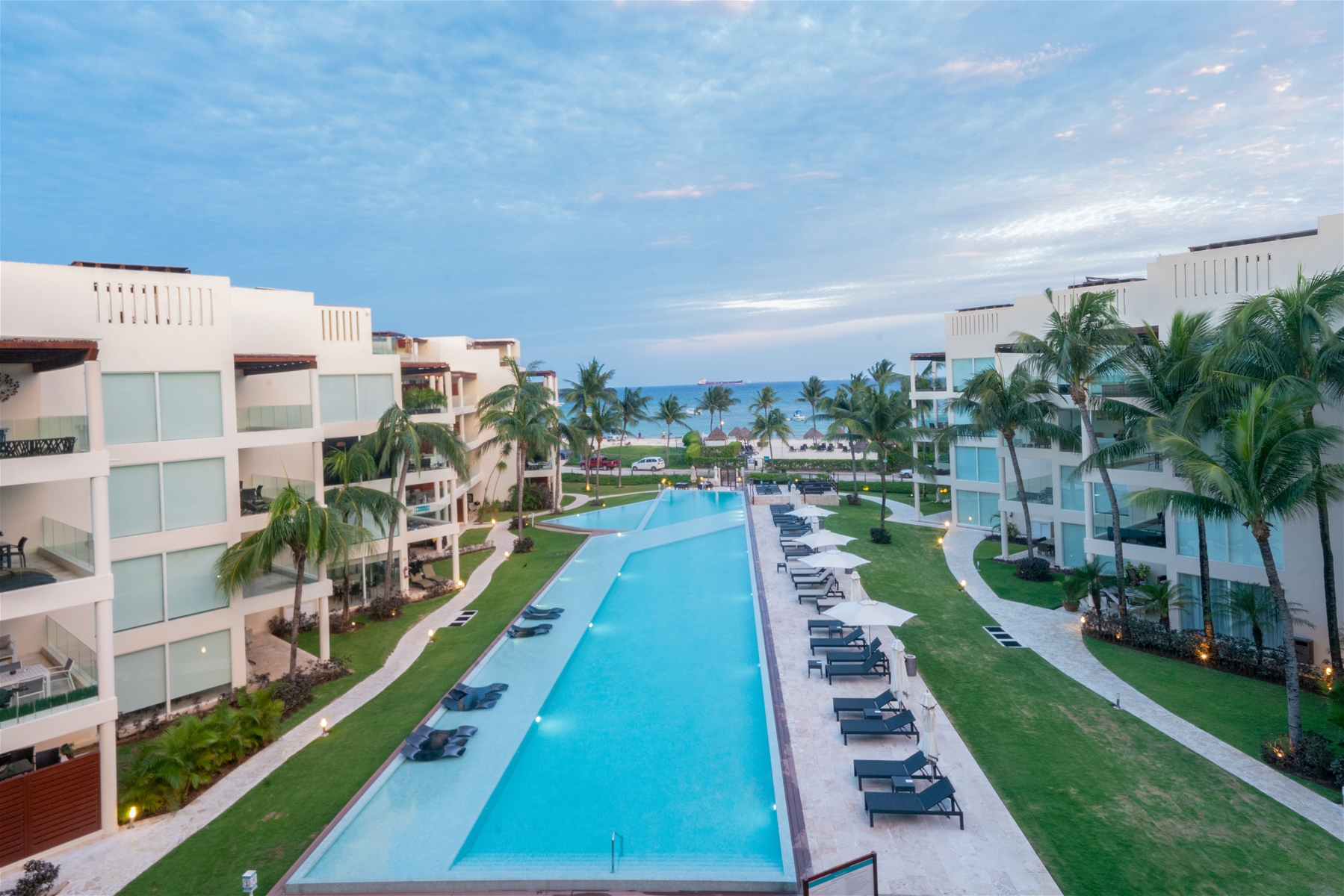 the elements oceanfront playa del carmen